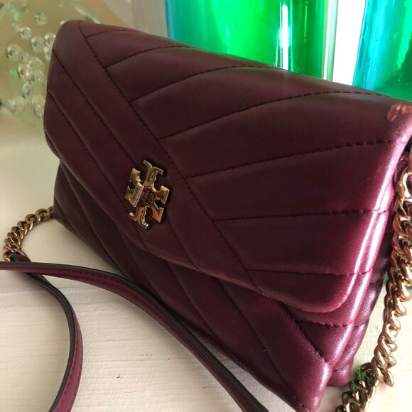 TORY BURCH Quilted Kira Chevron Shoulder Crossbody Bag Bordeaux - Picture 4 of 12